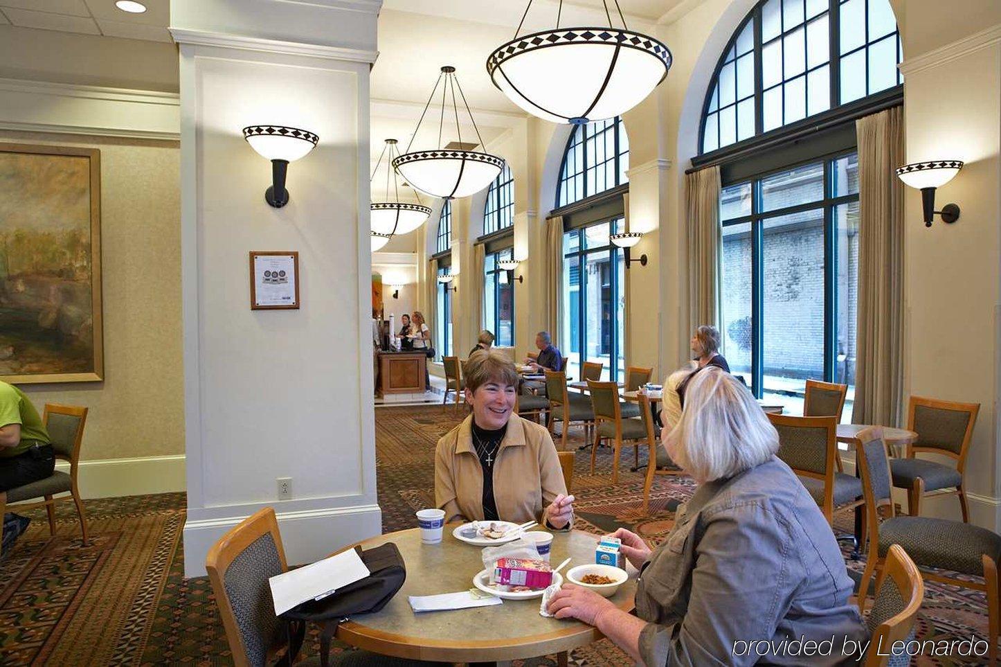 Hampton Inn & Suites Atlanta-Downtown Restoran gambar